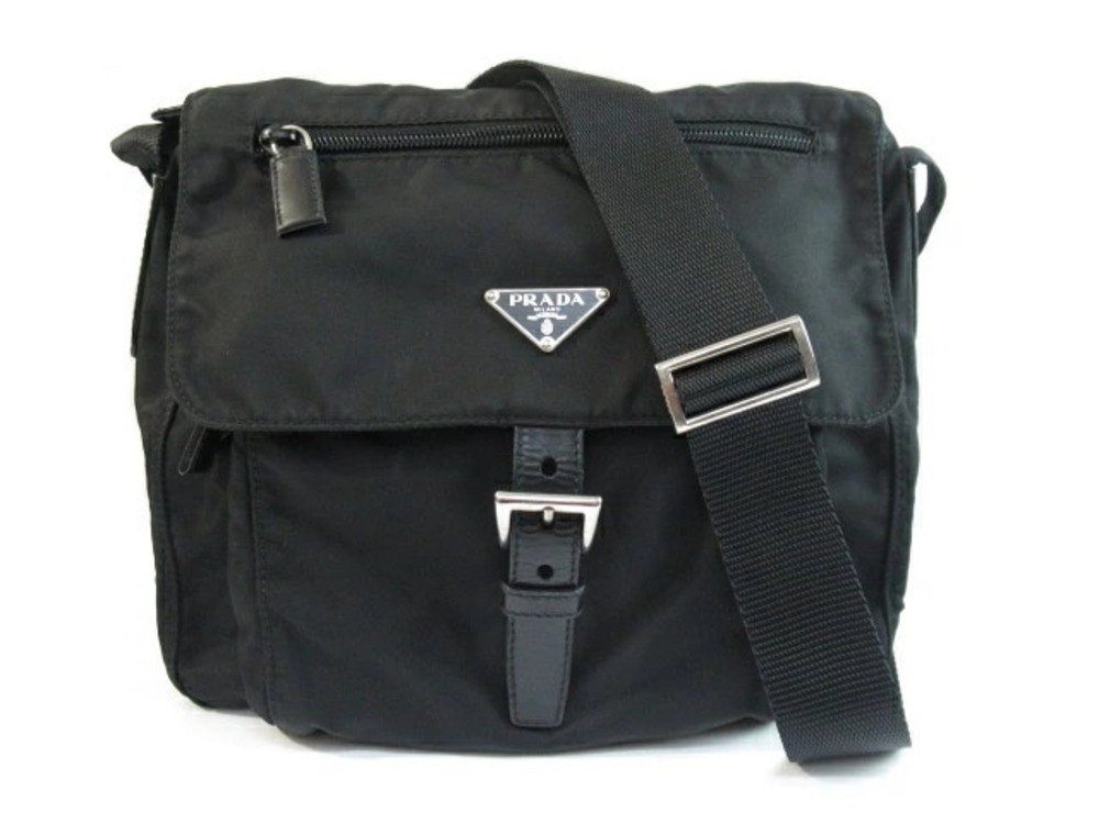 Prada bag Hobo black